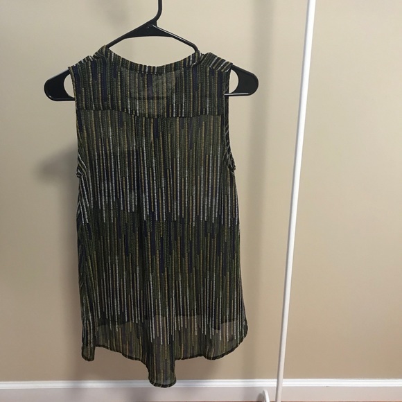 H&M blouse - Picture 2 of 8